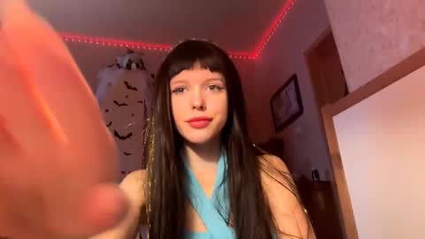 Snapshot of allegralenherr chatting on November 2025 09:33:02 AM Lina online show from November 2025 09:33:02 AM