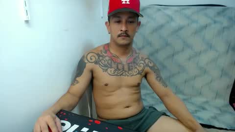 Snapshot of allen_69xx chatting on February 2025 02:20:01 AM allen online show from February 2025 02:20:01 AM