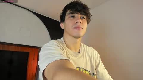 Allex online show from March 2026 08:33:01 PM