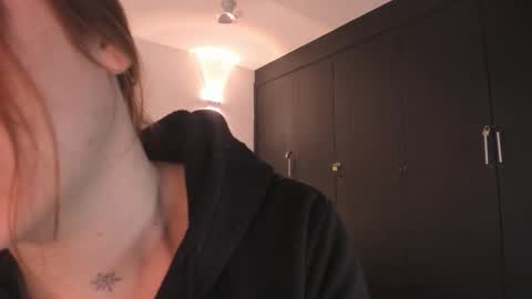 Snapshot of allicelover chatting on January 2026 12:11:01 PM ALLICE online show from January 2026 12:11:01 PM