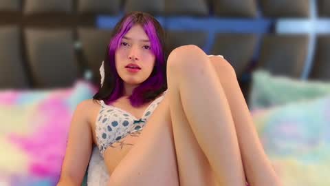 Allicia online show from January 2025 10:52:01 PM