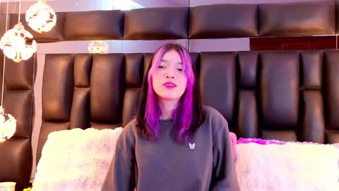 Allicia online show from January 2025 08:15:02 PM