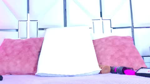 Allicia online show from March 2026 11:49:01 AM