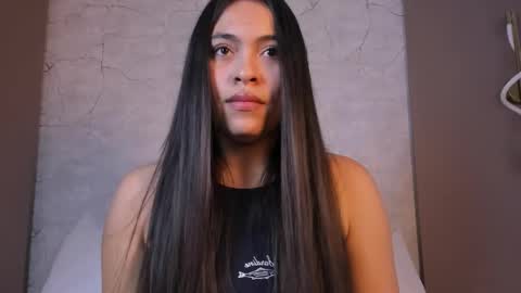 A L L I E online show from December 2025 02:51:01 AM