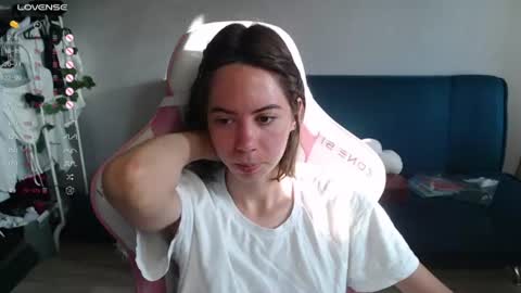 Snapshot of allie_hazie chatting on July 2026 11:44:01 PM alice online show from July 2026 11:44:01 PM