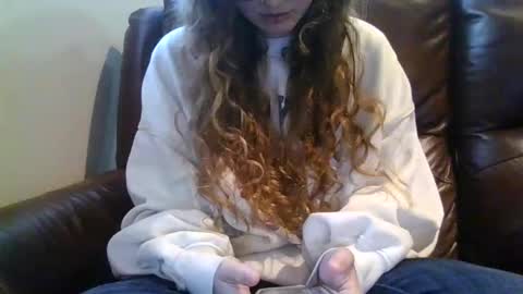 alliebearx online show from November 2025 07:37:02 PM