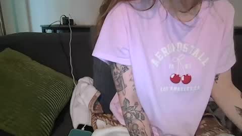 Snapshot of alliebearx chatting on July 2026 02:23:01 PM alliebearx online show from July 2026 02:23:01 PM
