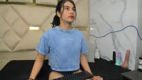 Snapshot of allison_69ts chatting on November 2025 03:50:02 AM allison_69ts online show from November 2025 03:50:02 AM