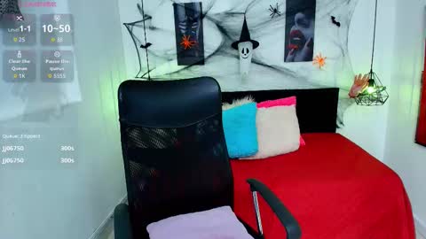 allison_dubois online show from October 2025 07:27:02 AM