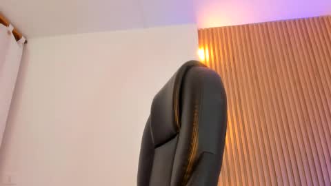 allison_fosther online show from March 2026 02:41:02 AM