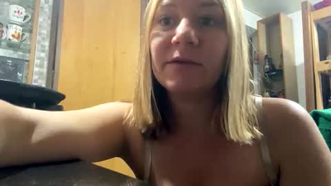 allisonlove2 online show from May 2026 05:58:01 AM