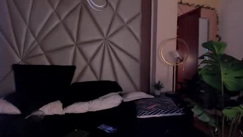 allisonowens_ online show from November 2025 01:13:01 PM