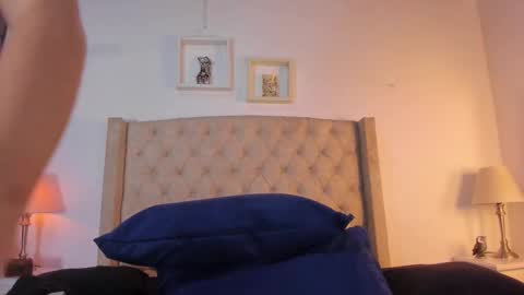 allisson online show from November 2025 12:05:02 PM