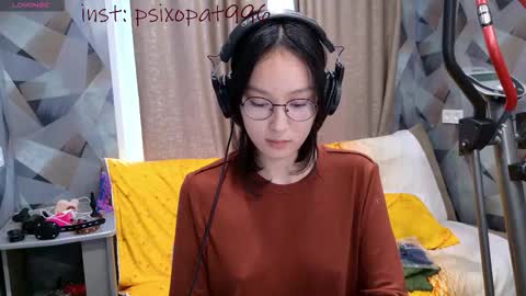 Alina online show from October 2025 06:47:01 AM