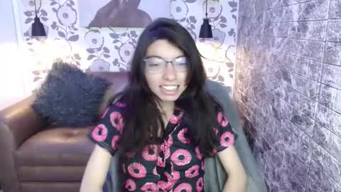 Snapshot of alllyson_ chatting on September 2025 07:57:01 PM alison online show from September 2025 07:57:01 PM