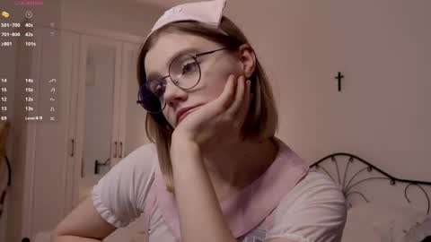 Snapshot of allotropp chatting on October 2025 06:19:02 PM ALOTROPP NOT BABY online show from October 2025 06:19:02 PM