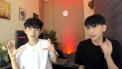 kim and josh online show from November 2025 07:03:02 PM