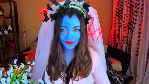 alluringeyess online show from October 2025 12:17:02 PM