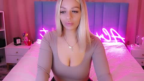 AlwaysHot online show from January 2025 02:47:01 AM