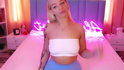 AlwaysHot online show from March 2025 02:32:01 AM