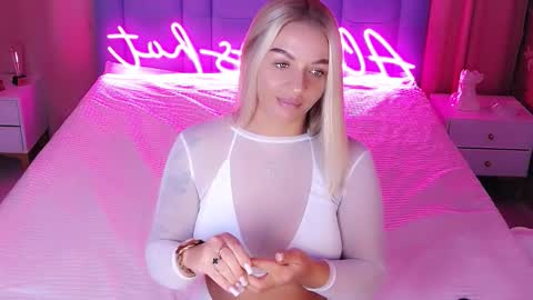 AlwaysHot online show from November 2025 02:13:02 AM