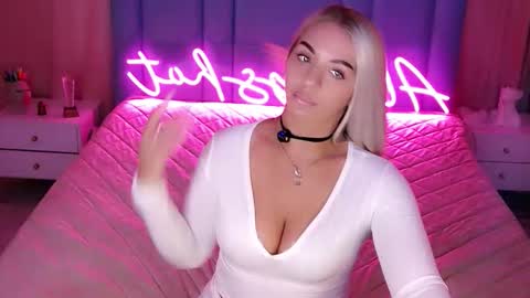 AlwaysHot online show from February 2026 02:08:02 AM