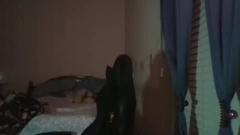 ally12334 online show from November 2025 02:22:02 AM