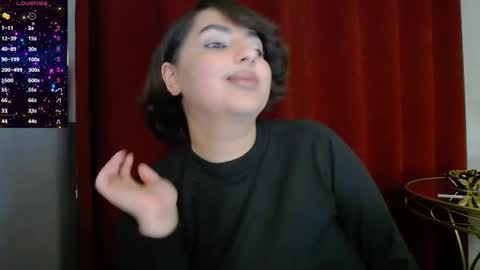         online show from November 2025 05:20:01 PM