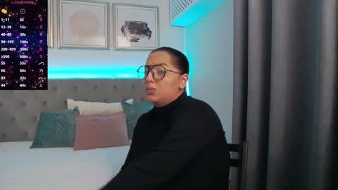         online show from February 2026 09:16:02 PM