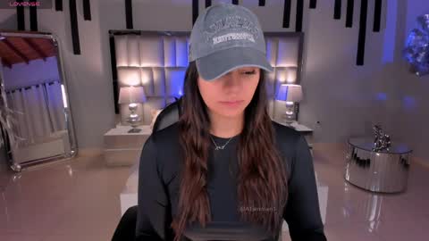 Alisson online show from April 2026 10:16:01 AM