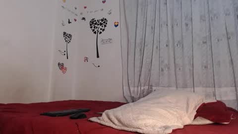 Allyka online show from December 2025 11:24:02 PM