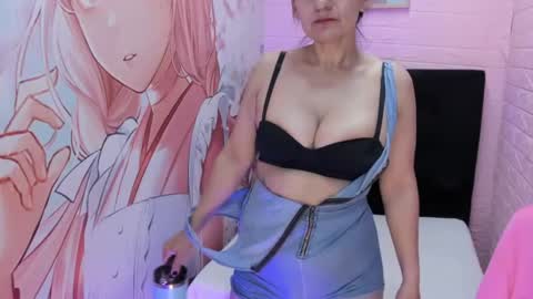 Allyson online show from July 2026 04:02:01 PM