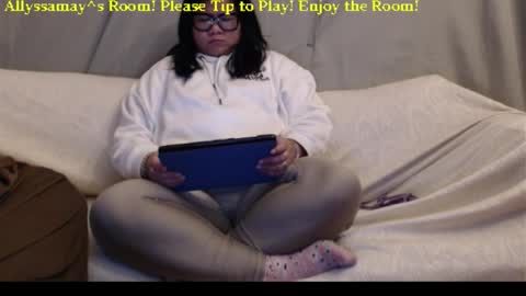 Allyssamay online show from January 2026 03:22:01 AM