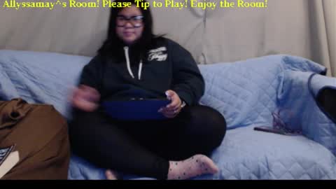 Allyssamay online show from March 2026 04:49:01 AM