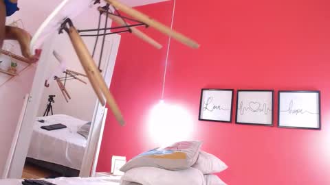 Snapshot of almacollins_09 chatting on January 2026 03:17:02 PM almacollins 09 online show from January 2026 03:17:02 PM