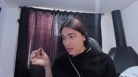 Snapshot of almazz_ chatting on November 2025 12:30:01 PM Santy online show from November 2025 12:30:01 PM