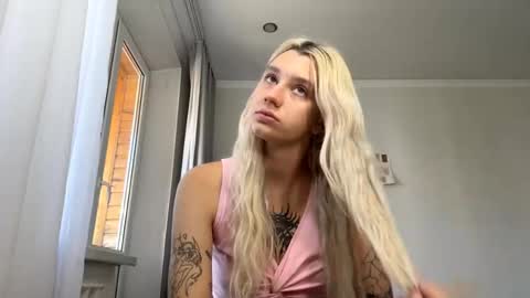 Arina online show from September 2025 09:20:01 AM