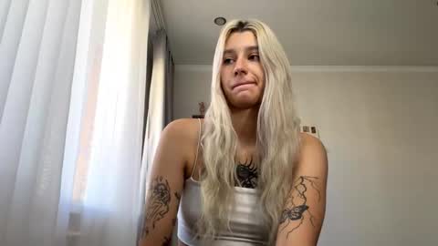 Arina online show from September 2025 11:11:01 AM