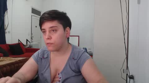 Snapshot of almondonwheels chatting on October 2025 12:40:02 AM Almond online show from October 2025 12:40:02 AM