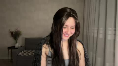Anna online show from May 2026 10:07:01 PM