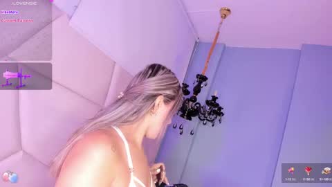 ALONDRAMILF online show from December 2024 02:09:01 AM