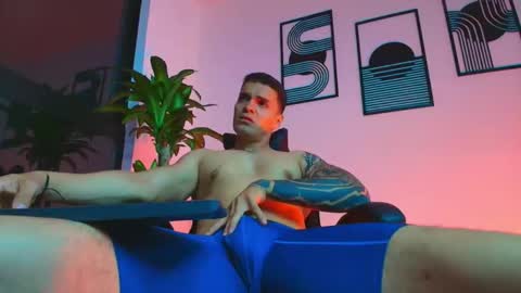 alpha_dominus_ online show from March 2026 04:07:02 AM