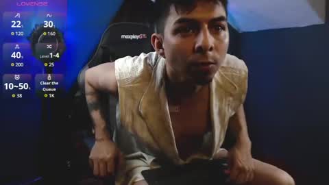 Snapshot of alpha_latino_ chatting on May 2026 09:44:01 PM alpha_latino_ online show from May 2026 09:44:01 PM