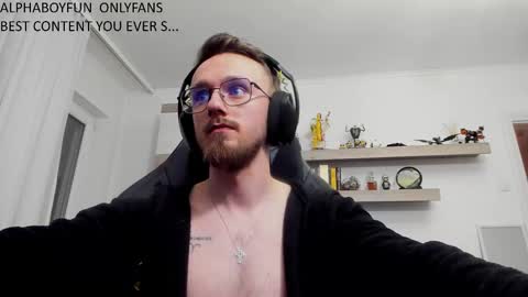 Snapshot of alphaboyfun chatting on January 2026 08:03:01 PM Andi online show from January 2026 08:03:01 PM