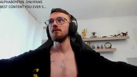 Snapshot of alphaboyfun chatting on January 2026 09:13:02 AM Andi online show from January 2026 09:13:02 AM