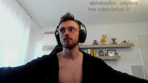 Snapshot of alphaboyfun chatting on March 2026 10:11:01 AM Andi online show from March 2026 10:11:01 AM