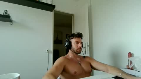 alphah_hunk online show from March 2026 09:13:01 AM