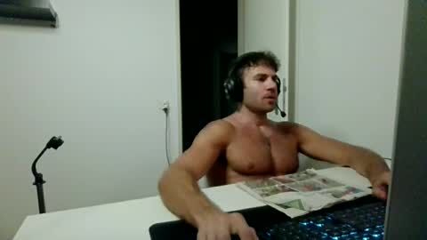 Snapshot of alphah_hunk chatting on June 2026 08:22:01 PM alphah_hunk online show from June 2026 08:22:01 PM