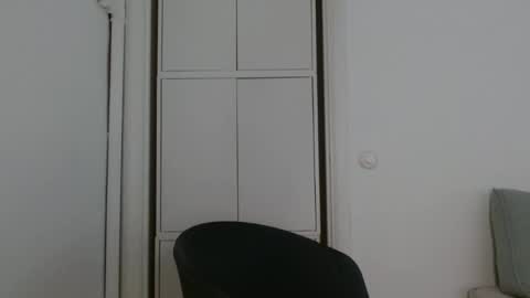 Snapshot of alphahung23 chatting on November 2025 08:03:01 AM alphahung23 online show from November 2025 08:03:01 AM