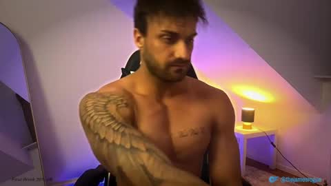 alphastud25 online show from April 2026 12:21:02 PM